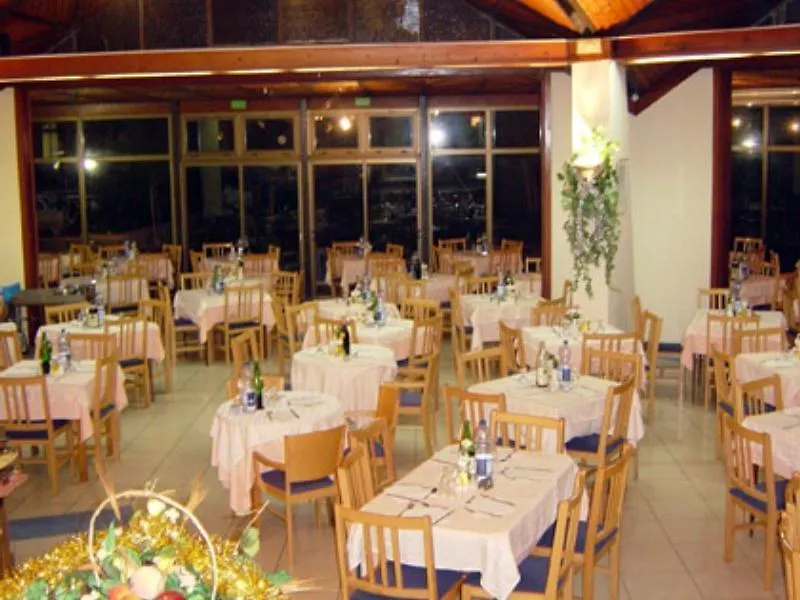 Hotel Els Pins سان أنطونيو 3*,