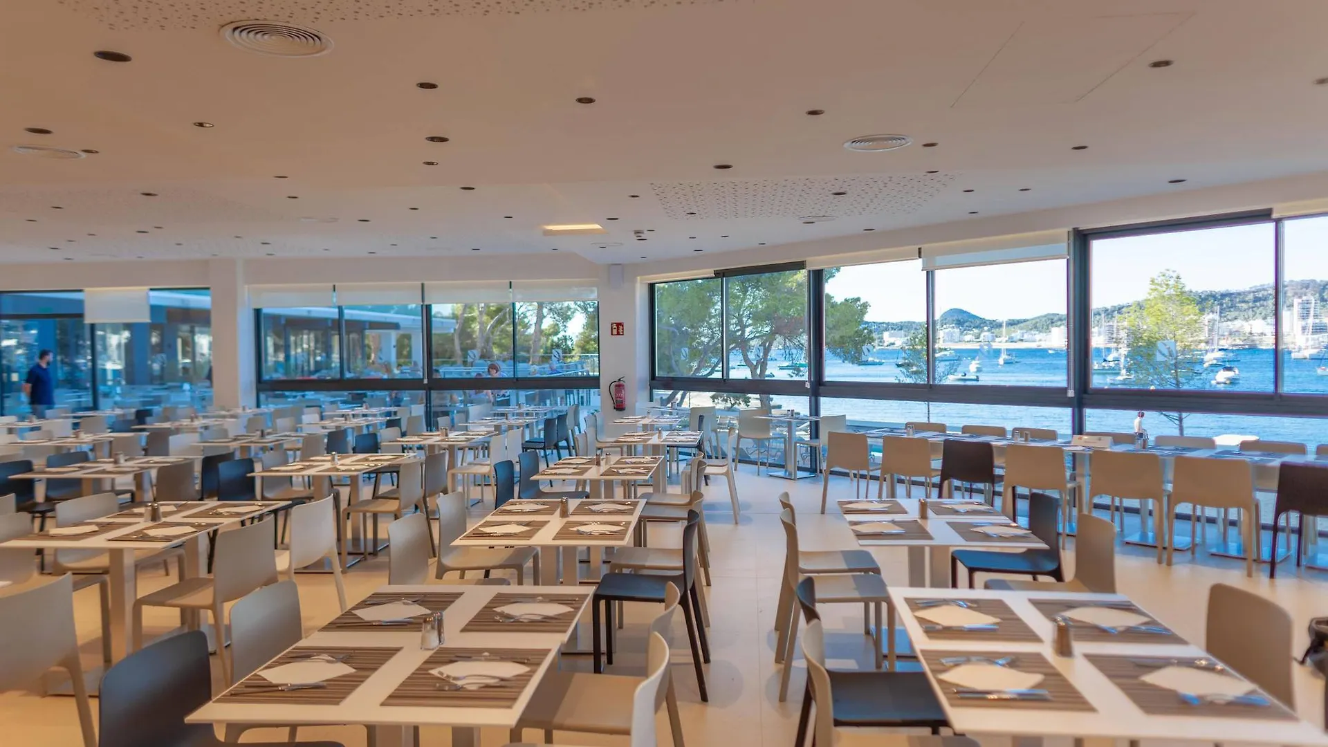 Hotel Els Pins San Antonio  3*, San Antonio (Ibiza) Spain