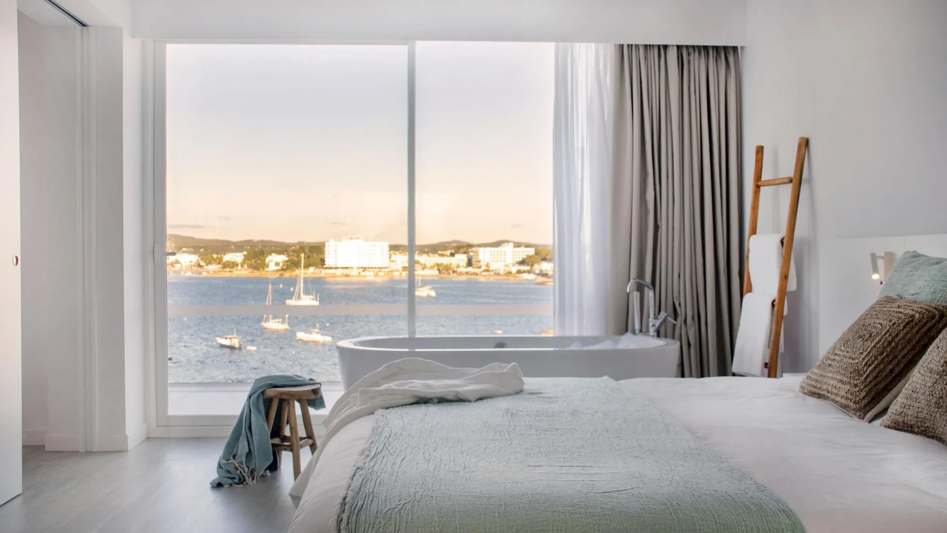 ***  Hotel Els Pins Sant Antoni de Portmany Spagna